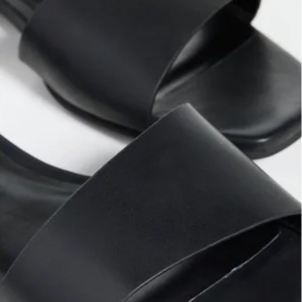 Reformation Joey Asymmetrical Flat Slide - Size W6.5 - Gently Used, Good Condt - Picture 3 of 9